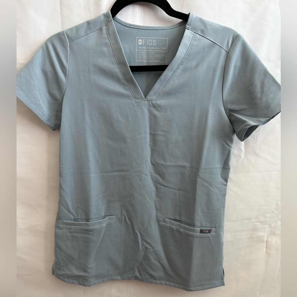 Figs Casma Light Blue Technical Scrub Top